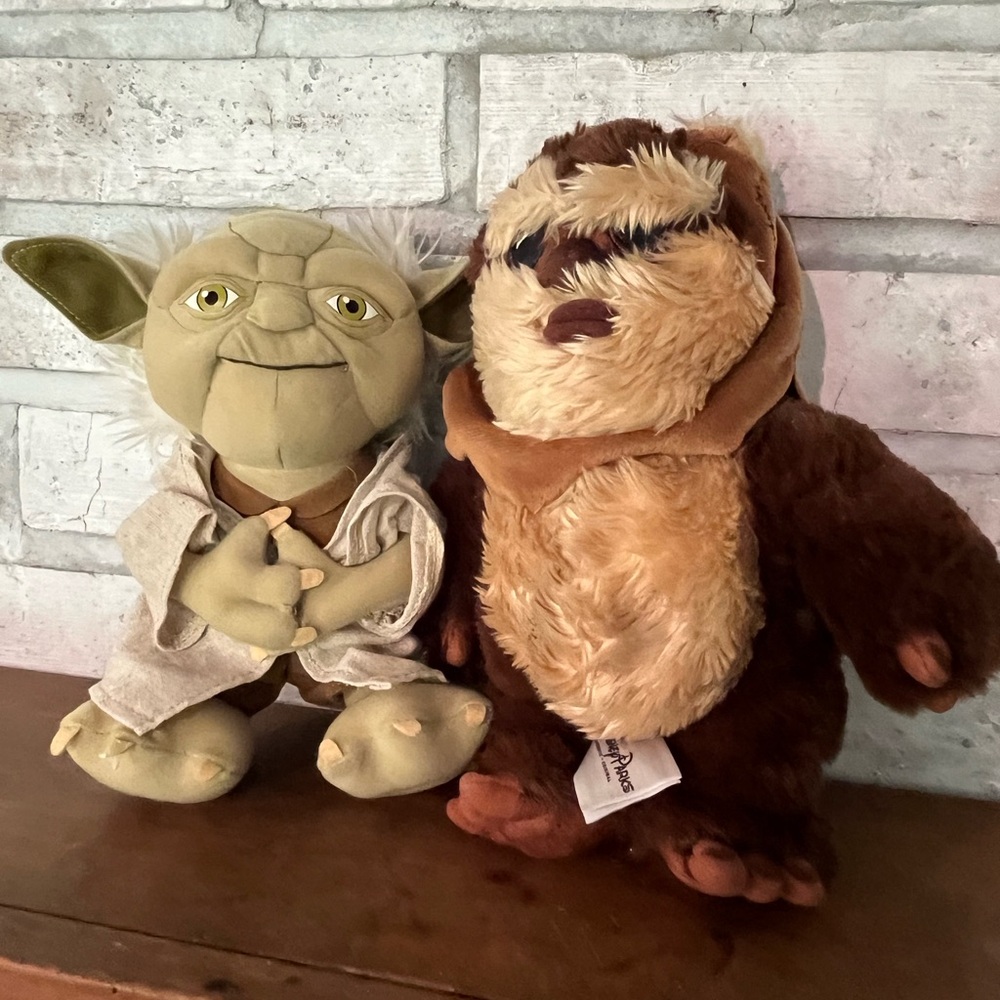 Disney World Disney Parks Star Wars Plush Yoda Ewok 8 inch